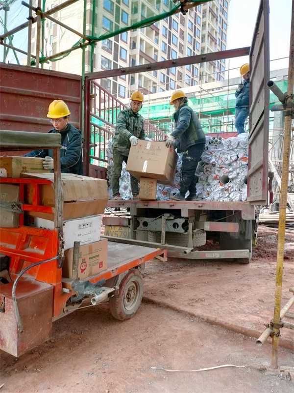 保億牌冷水鋼塑復(fù)合壓力管專注于為用戶提供先進的水利設(shè)施打造健康環(huán)保的生活環(huán)境